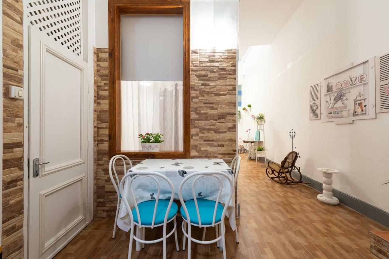 Urban Vintage-Styled Home - Wifi لاس بالماس دي غران كاناريا المظهر الخارجي الصورة